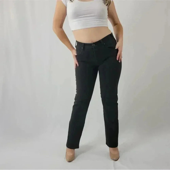 Armani Jeans - Picture 11 of 16